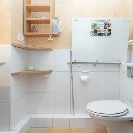 B 078 By Interhome * 迪森蒂斯